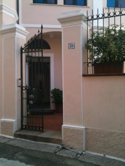 Monolocale In Villa Centrale ลามัดดาเลนา ภายนอก รูปภาพ